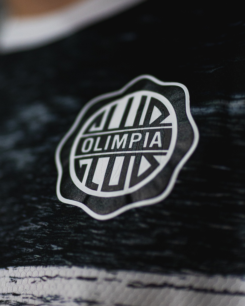 REMERA OLIMPIA x KORN